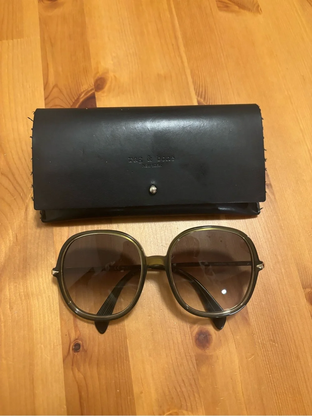 Rag & Bone Oversized Round Sunglasses w/ Case